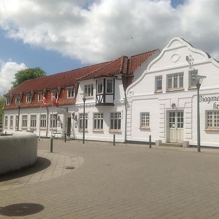 Diagonalkroen Give Exterior foto